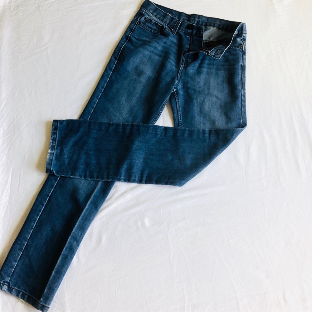 Calvin Klein Skinny Jeans. Size: 14